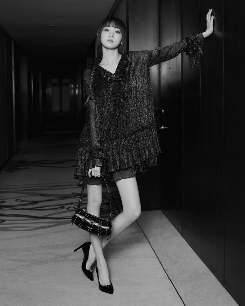 이성경 Zadig&Voltaire