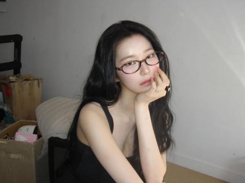 프로미스나인 백지헌 근황