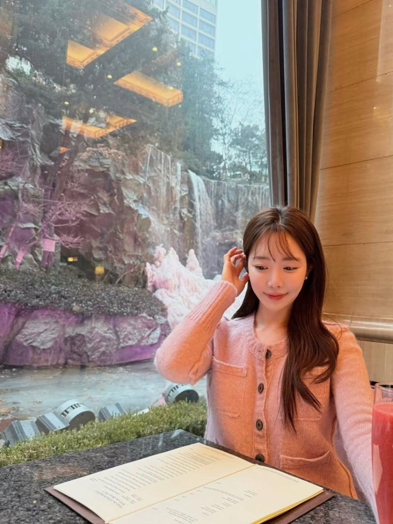 장연재 아나운서 진짜 단아하고 이쁨