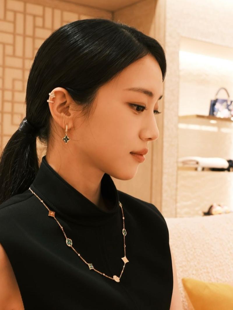 홍화연