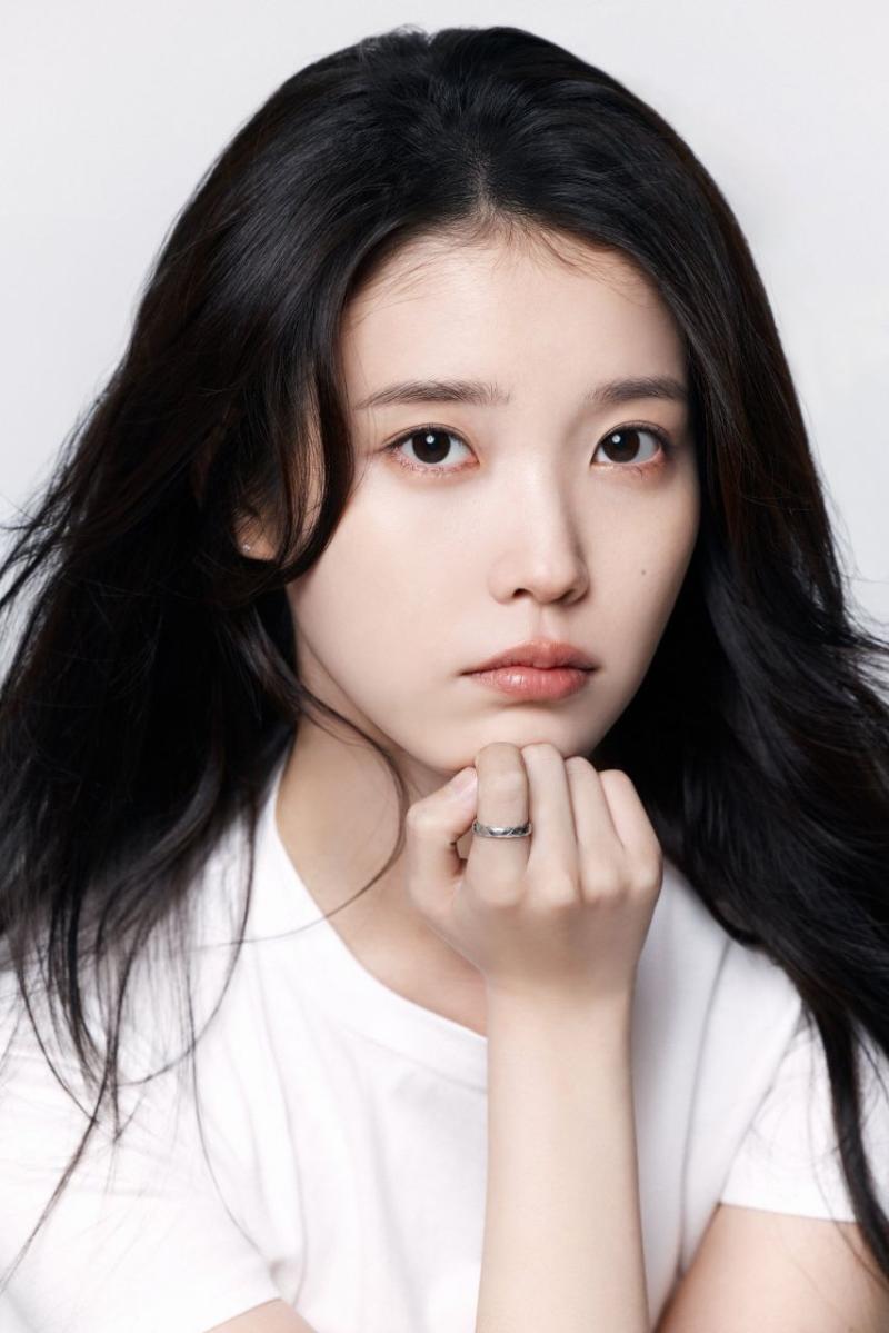 아이유 프로필 사진