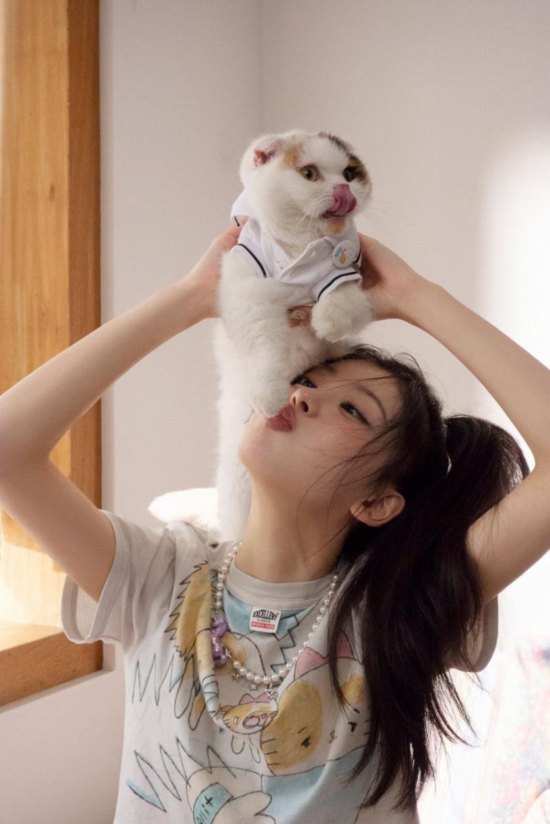 아일릿 ‘MAMIHLAPINATAPAI’ Concept Photo PAW PAW