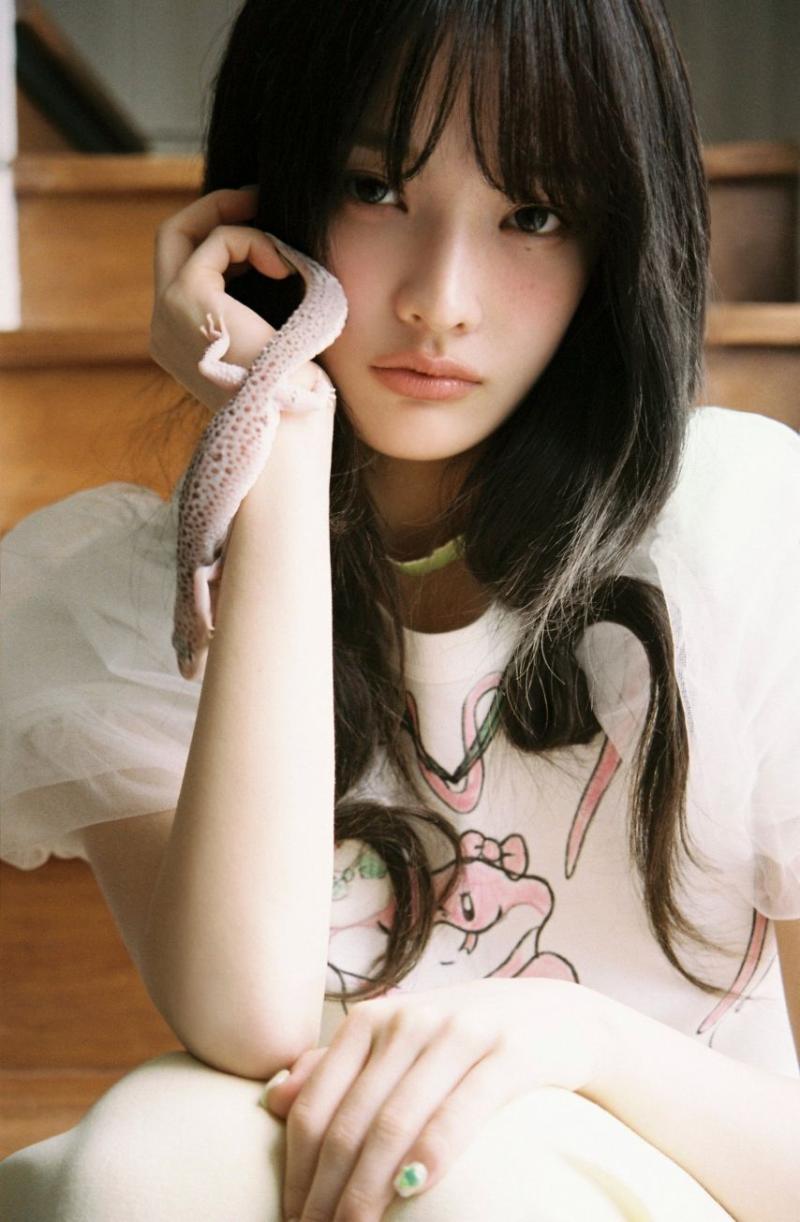 아일릿 ‘MAMIHLAPINATAPAI’ Concept Photo PAW PAW