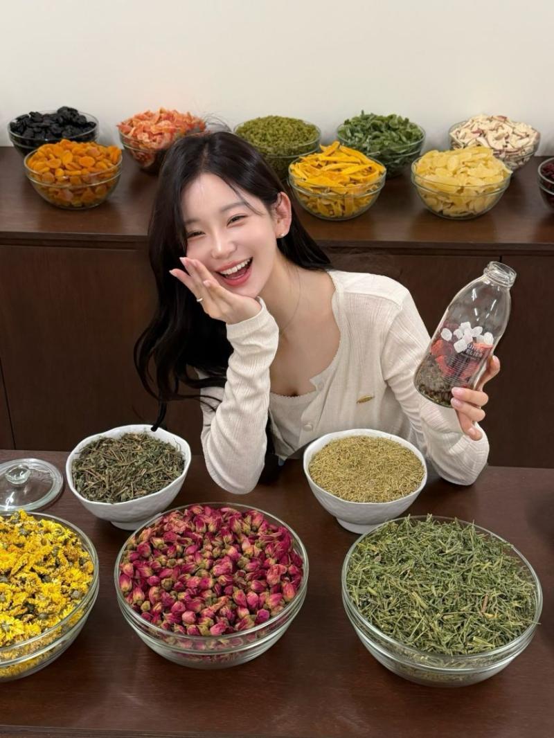 김윤희 아나운서