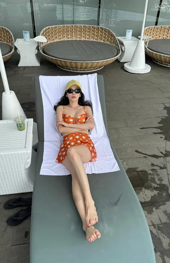 산다라박 초딩 몸매