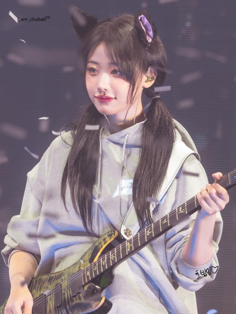 QWER 히나