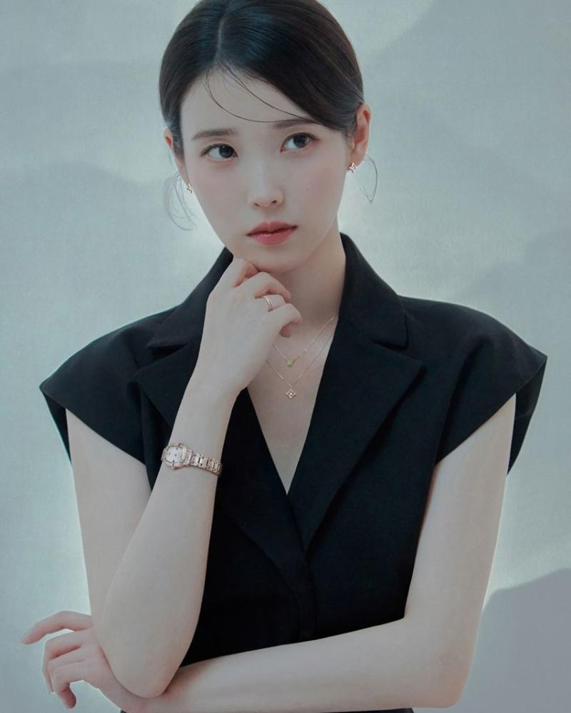 아이유 제이에스티나/ 21세기대군부인 스틸 & D-7/ 우리은행본점방문