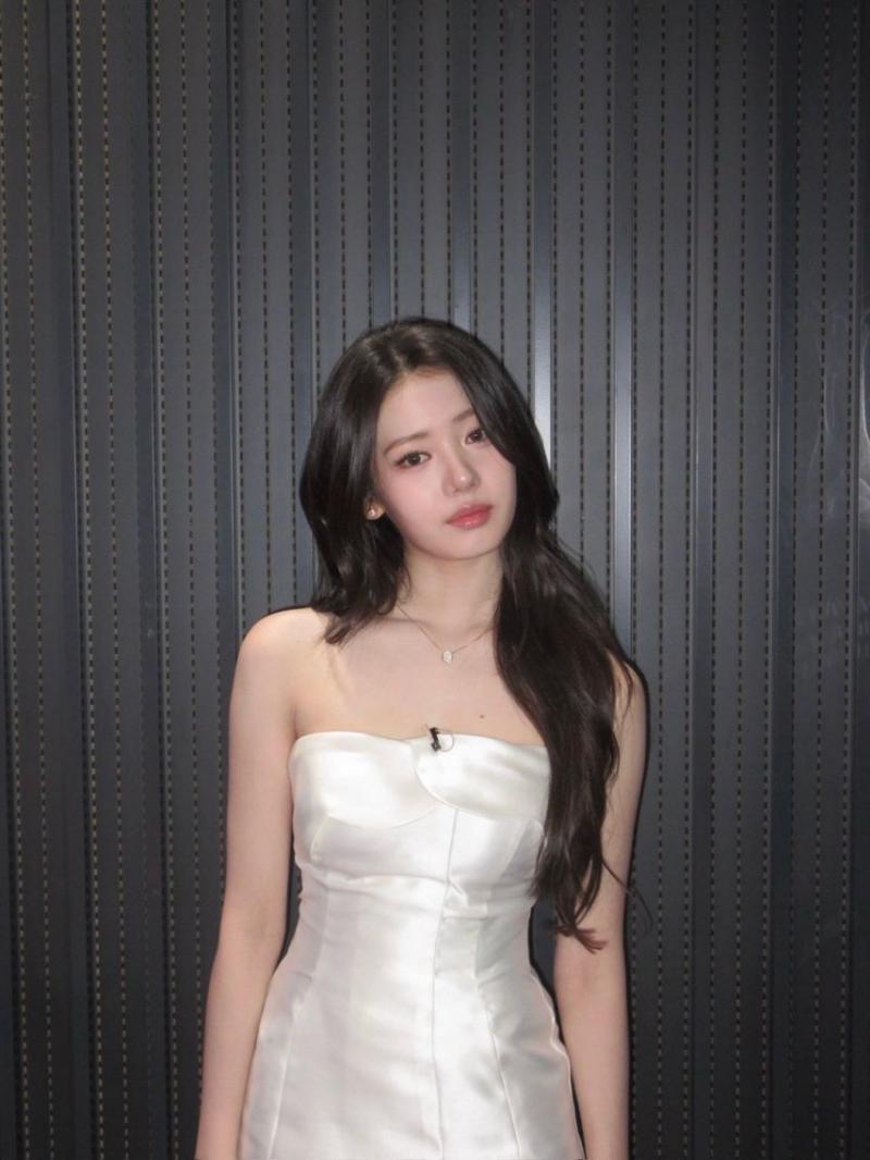 베이비몬스터 로라,  치키타