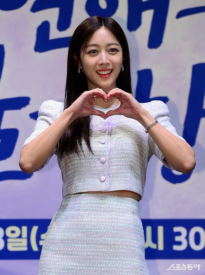 배우 조보아