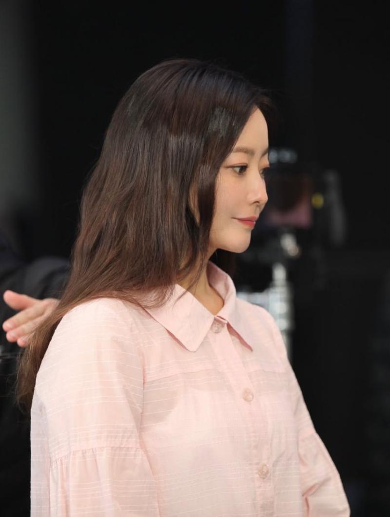 김희선 미모 근황.jpg