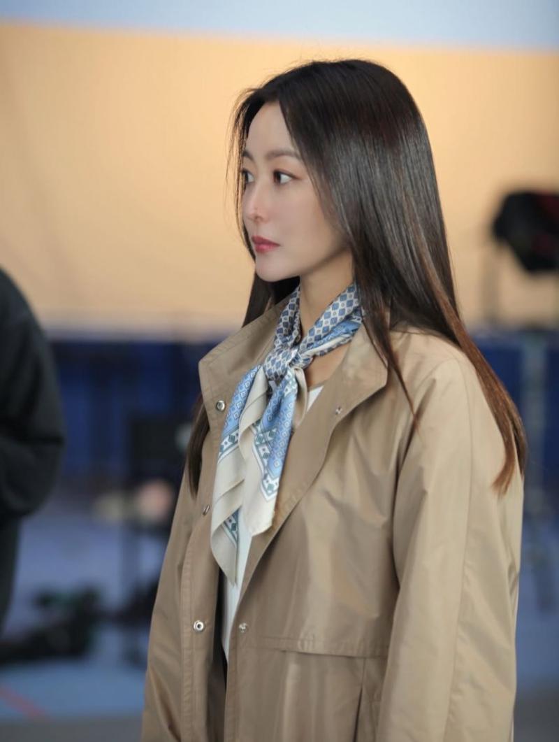 김희선 미모 근황.jpg