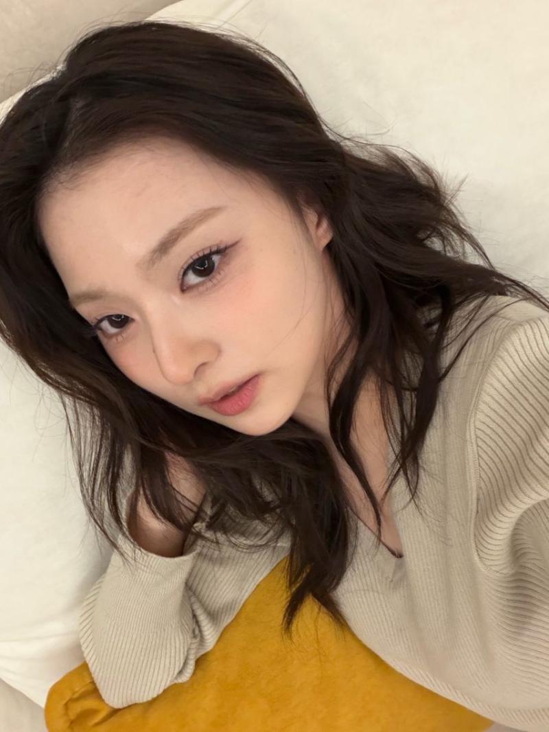 프로미스나인 이나경