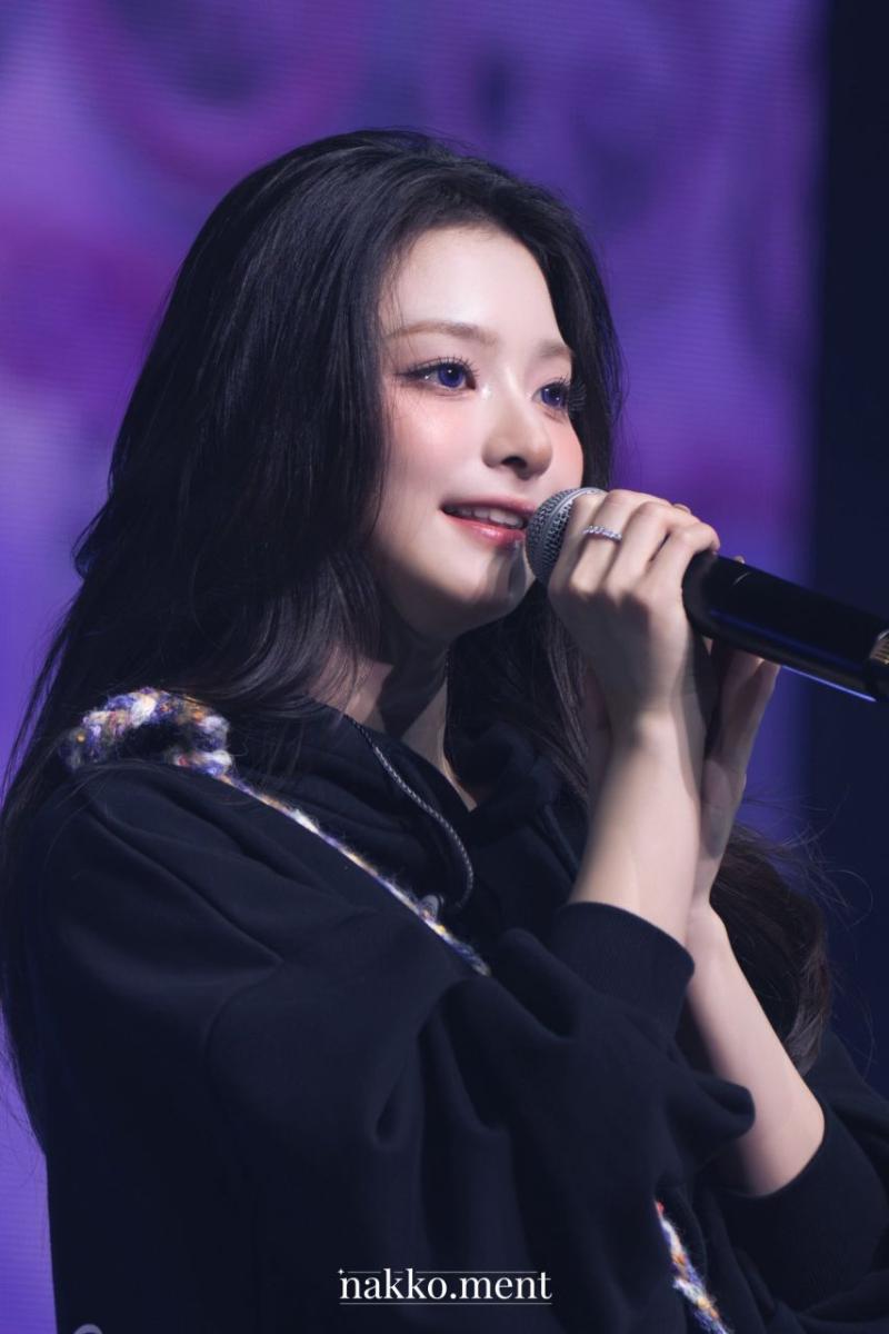 프로미스나인 이나경