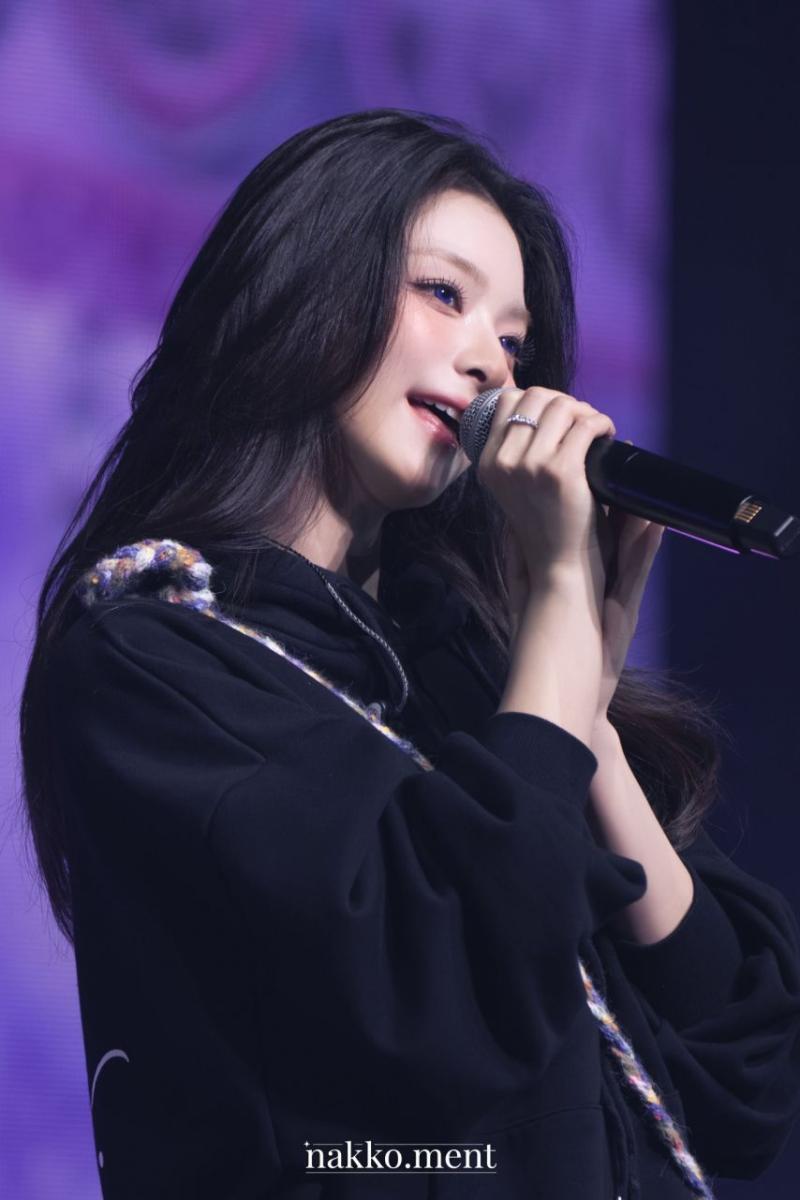 프로미스나인 이나경
