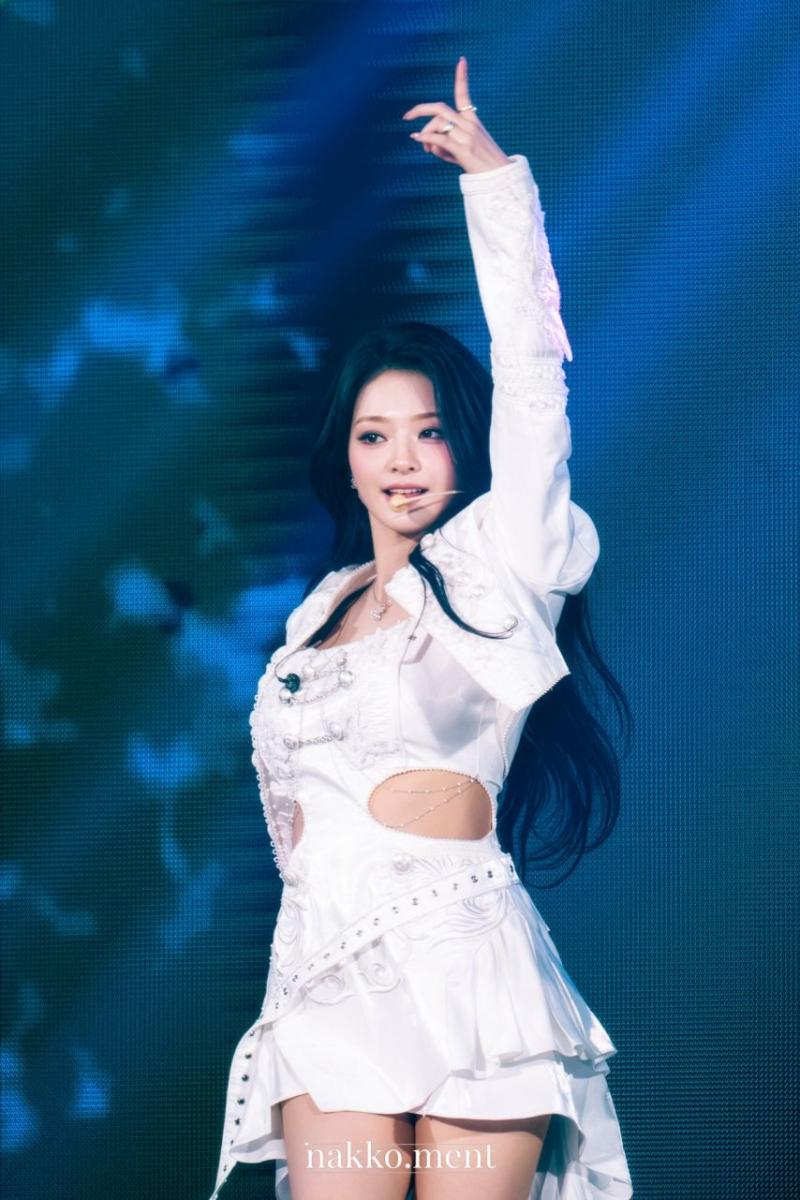 프로미스나인 이나경