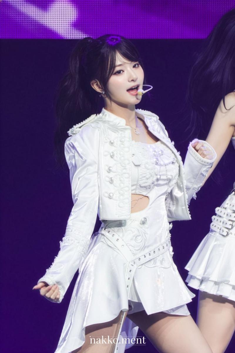 프로미스나인 이나경