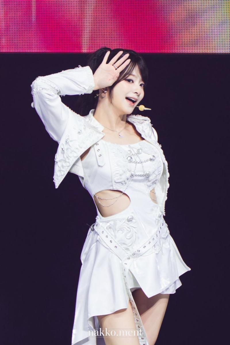 프로미스나인 이나경