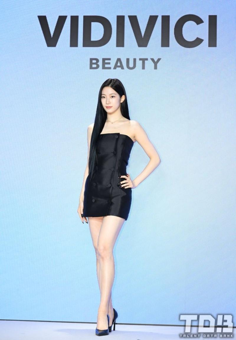 260405  VIDIVICI  르세라핌 카즈하