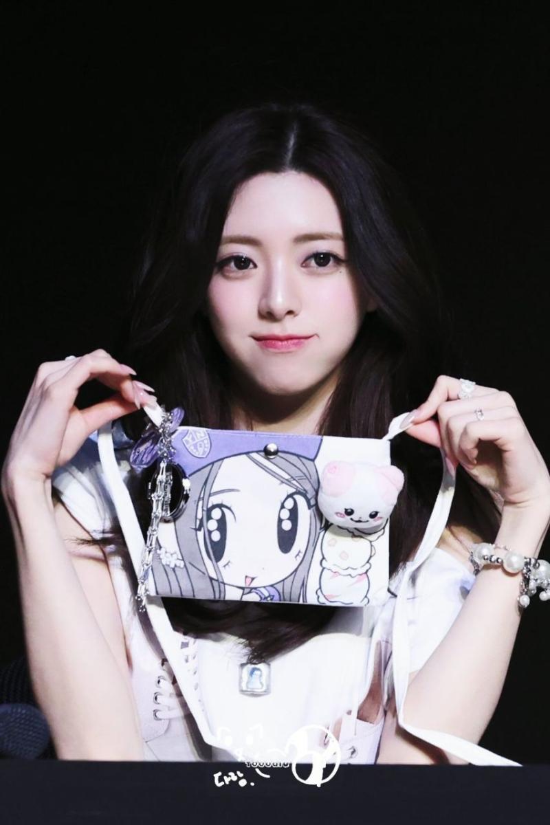 ITZY 유나
