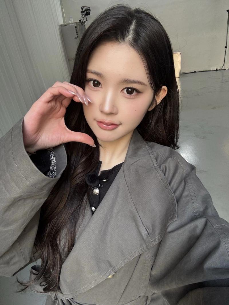 하츠투하츠 에이나