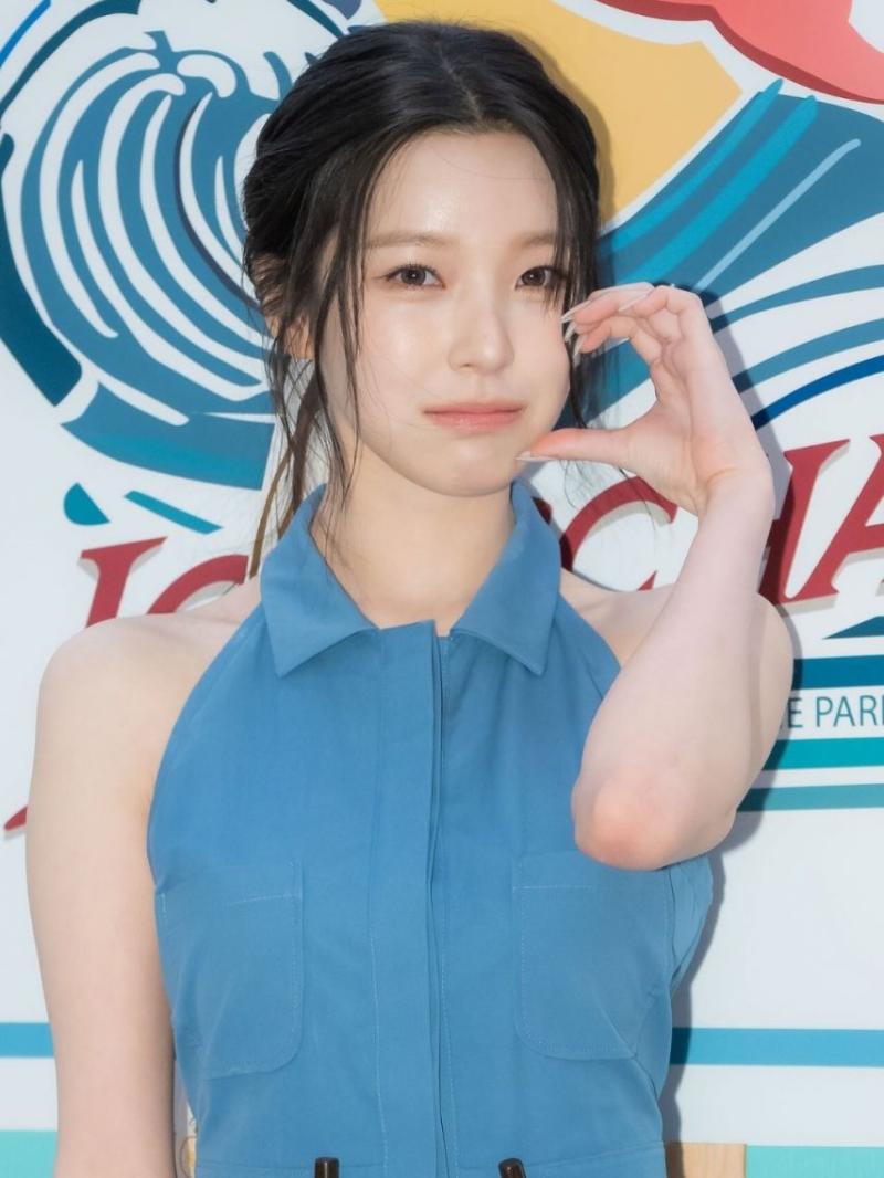 260407 부산 신세계백화점 센텀시티점 롱샴(Longchamp) 포토콜 프로미스나인 백지헌