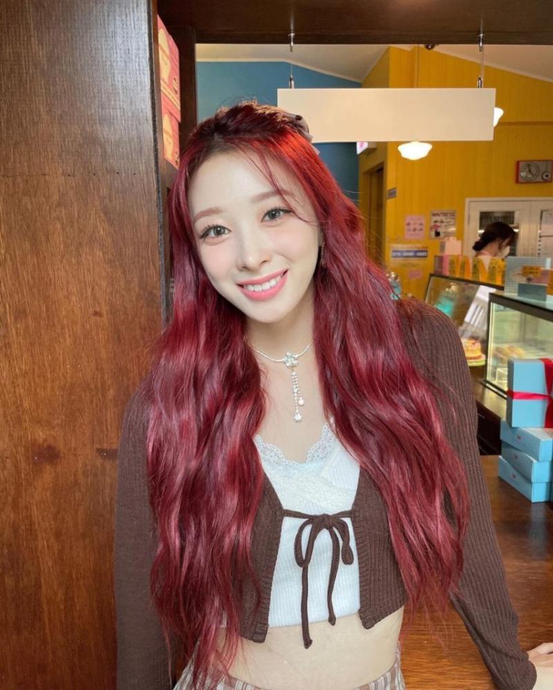 로켓펀치 윤경