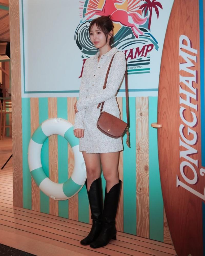 채수빈 260407 롱샴