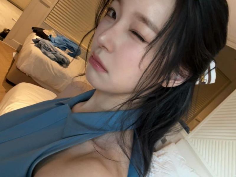 프로미스나인 박지원,이채영,백지헌