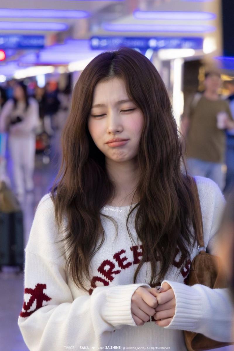 트와이스 사나