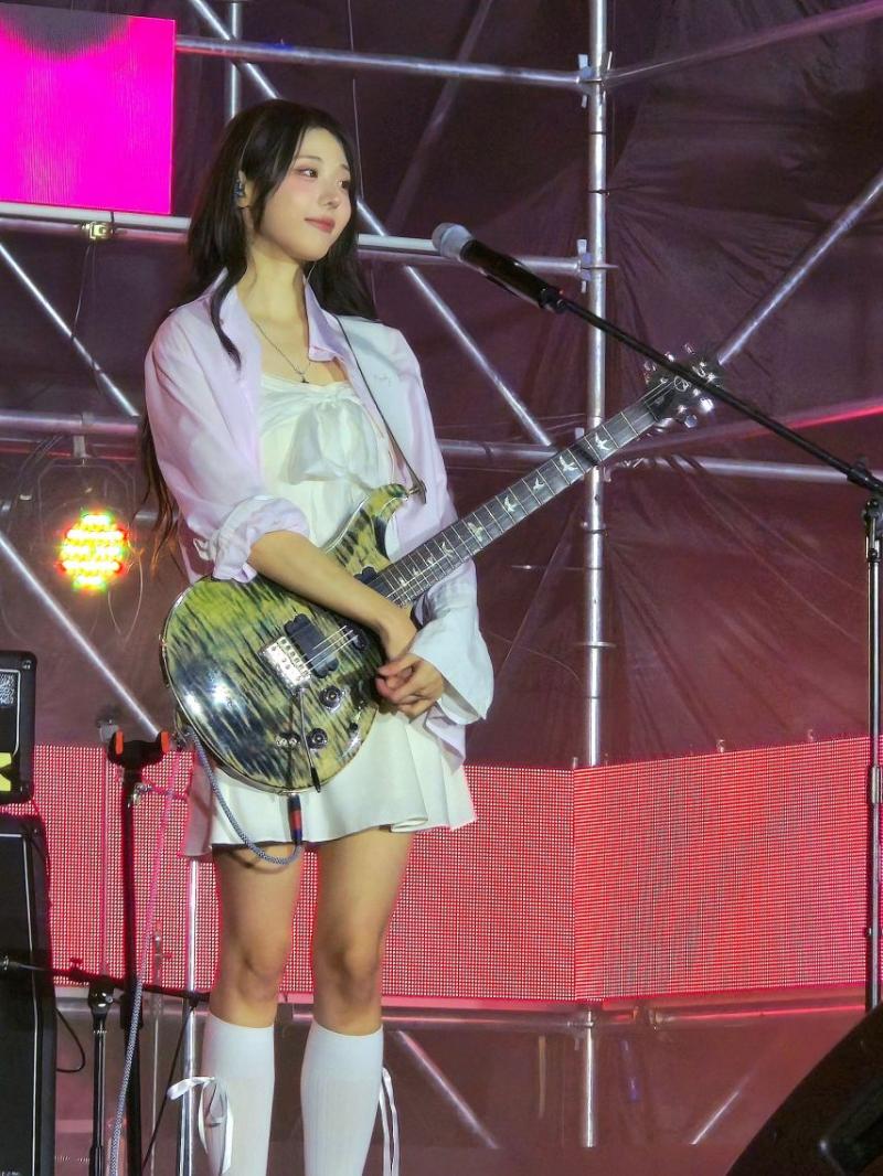 QWER 히나