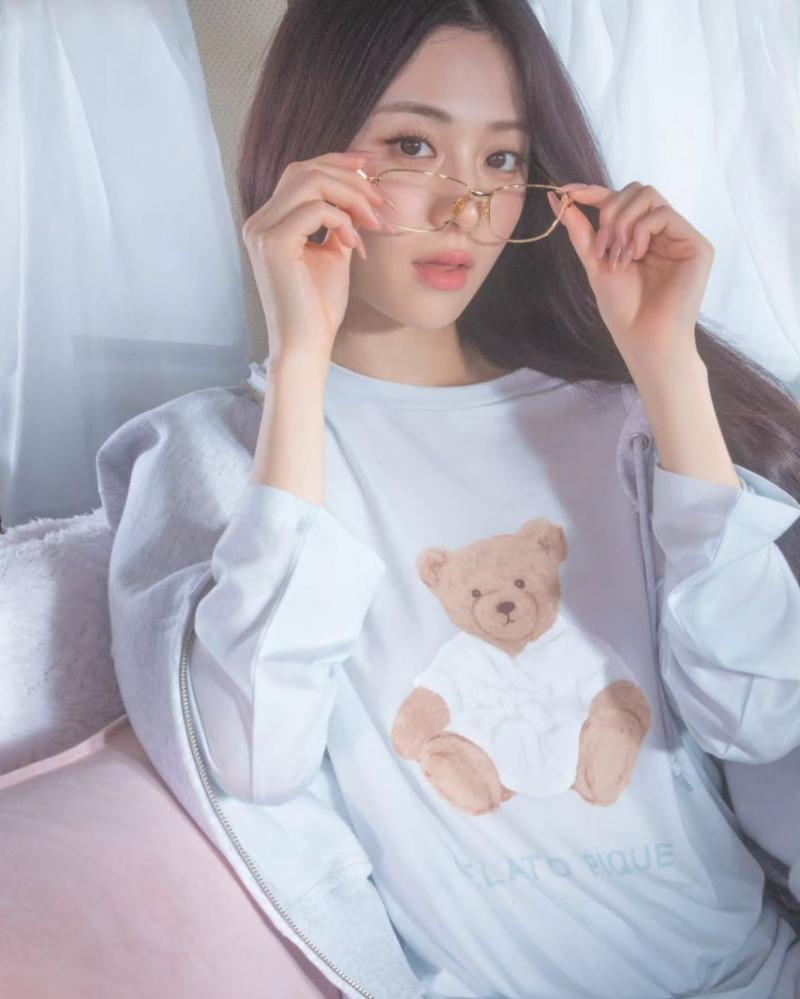르세라핌 허윤진