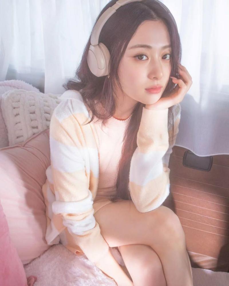 르세라핌 허윤진