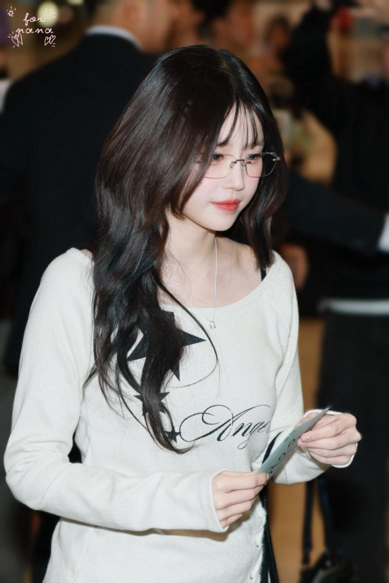 프로미스나인 송하영