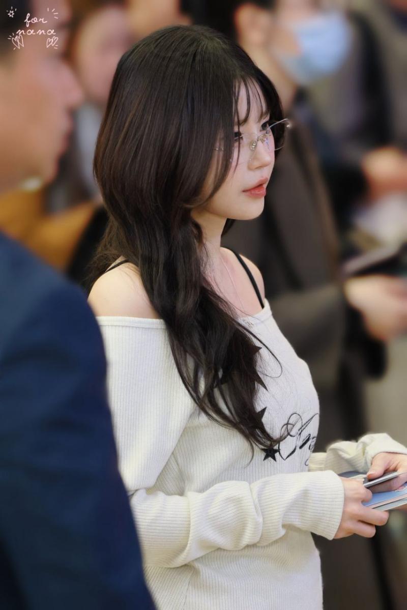 프로미스나인 송하영
