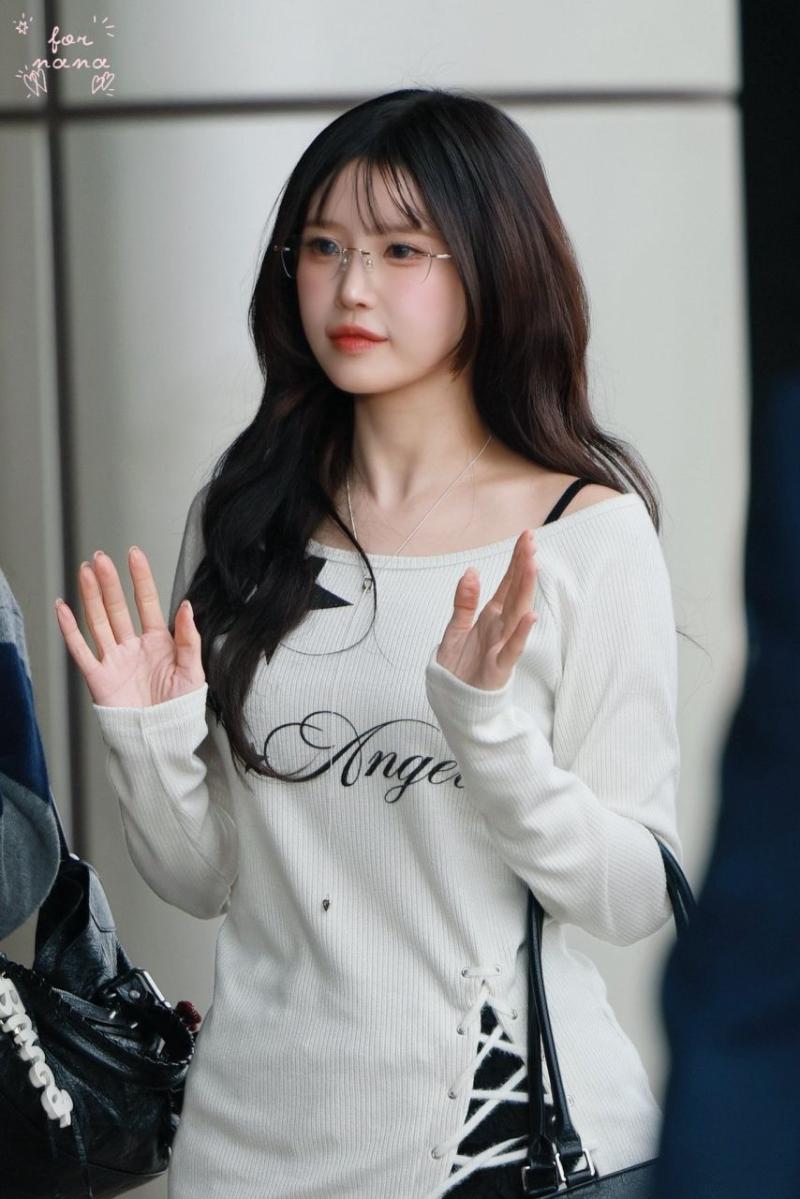 프로미스나인 송하영