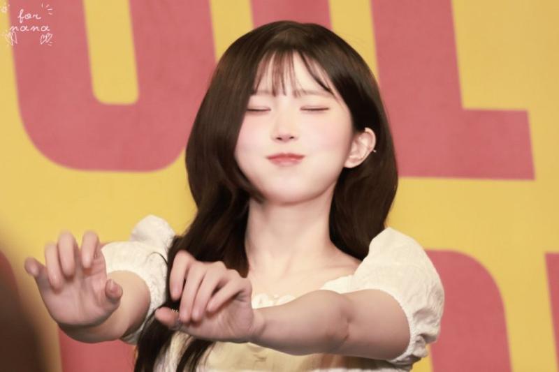 프로미스나인 송하영