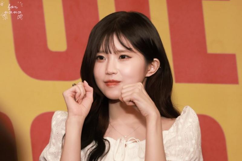 프로미스나인 송하영
