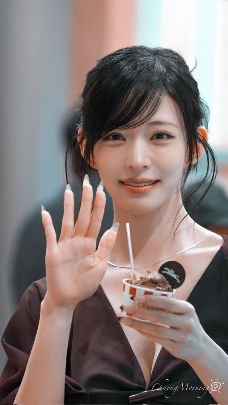 프로미스나인 이채영