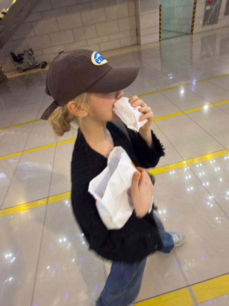 이채연