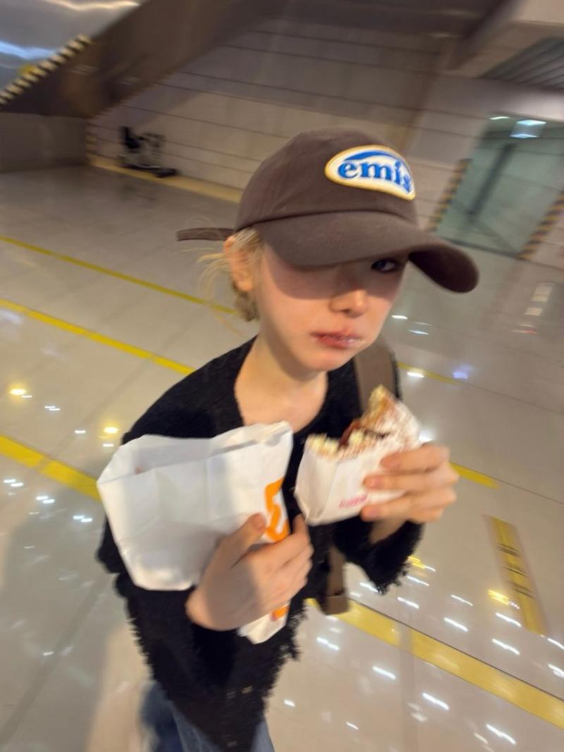 이채연