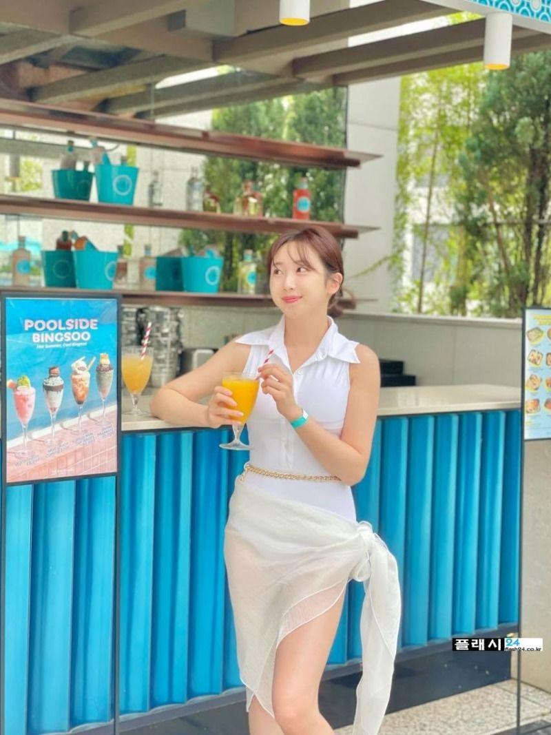 강민경 아나운서