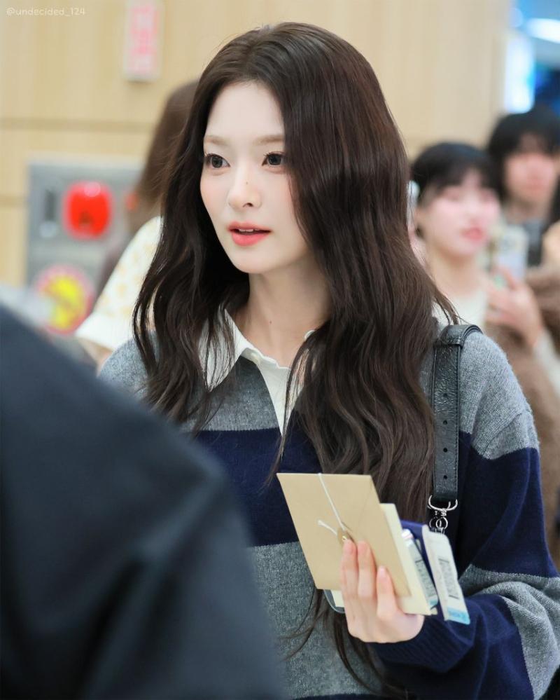 프로미스나인 이나경