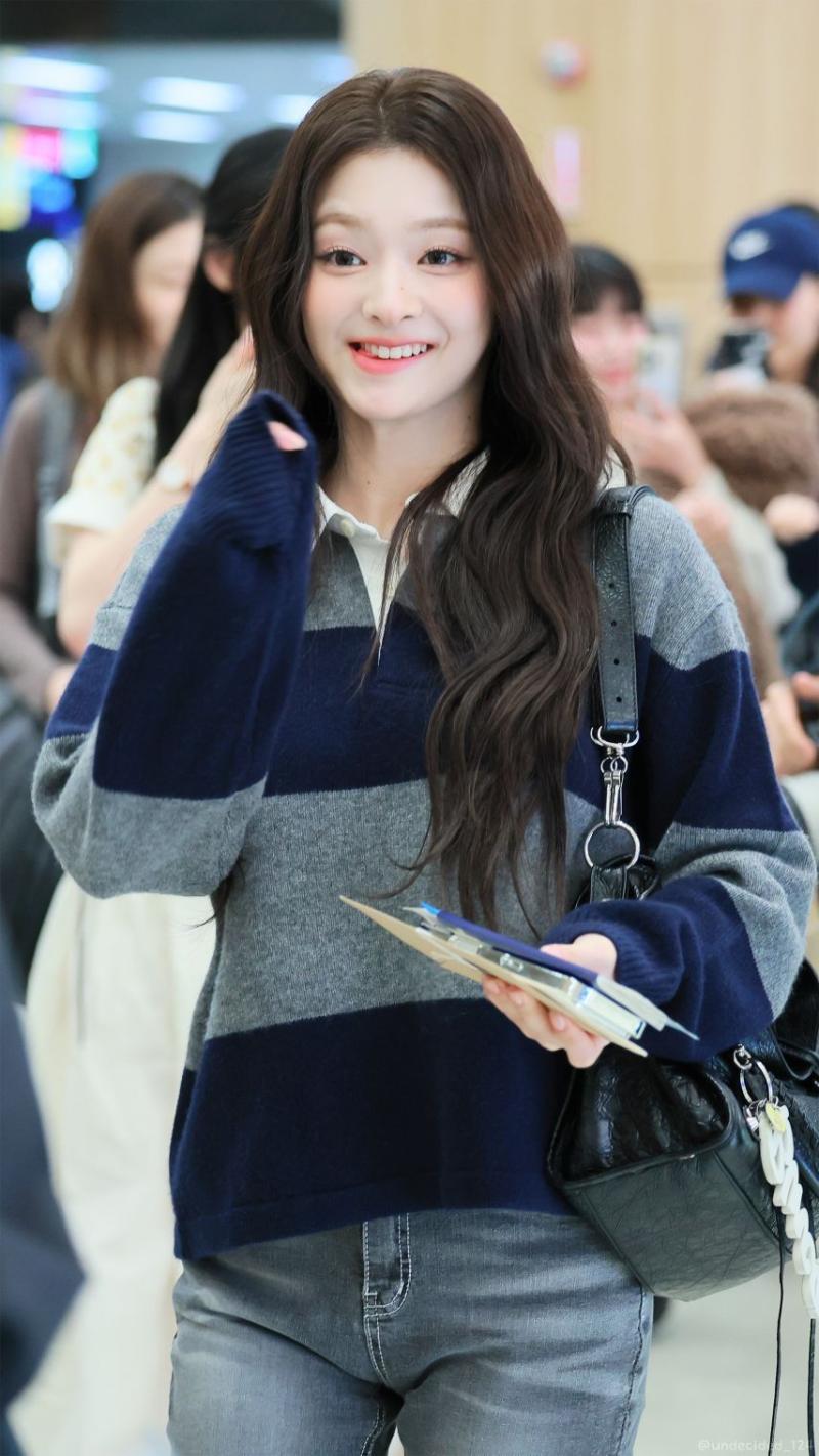 프로미스나인 이나경