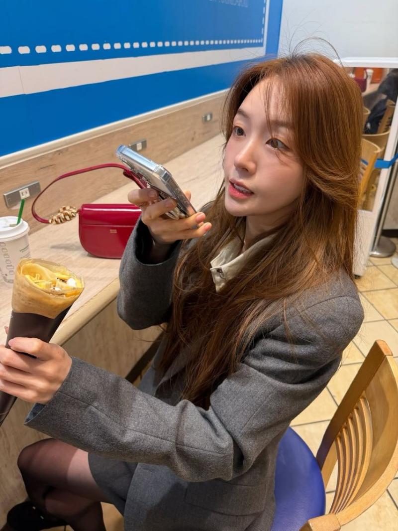 방민아 (걸스데이) SNS