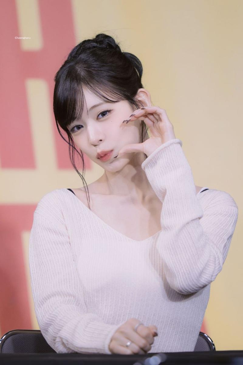 프로미스나인 이채영