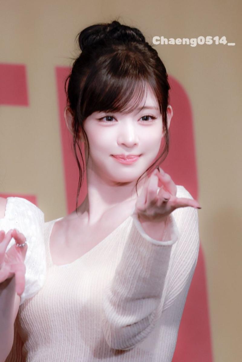 프로미스나인 이채영