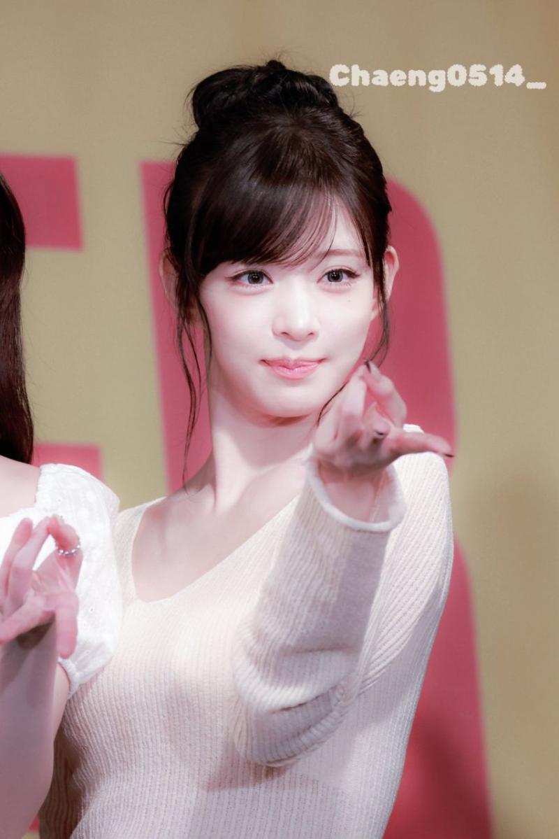 프로미스나인 이채영