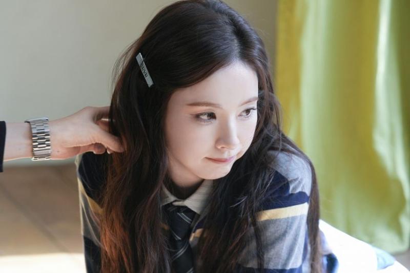 신세경