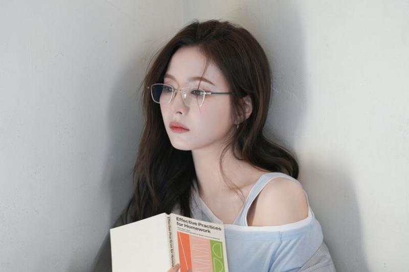 신세경