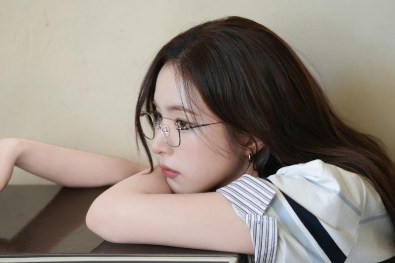 신세경